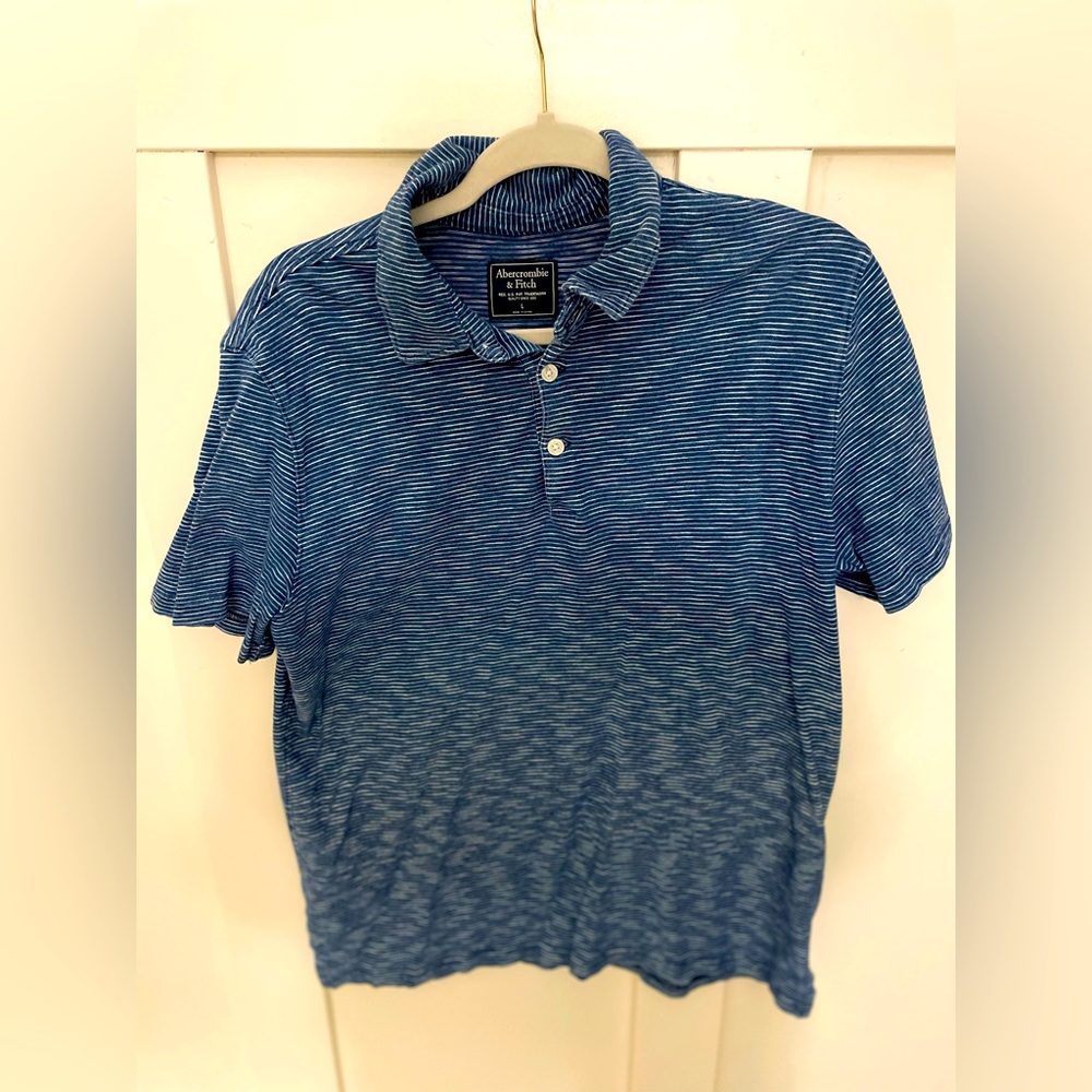 Short sleeve button up collar shirt